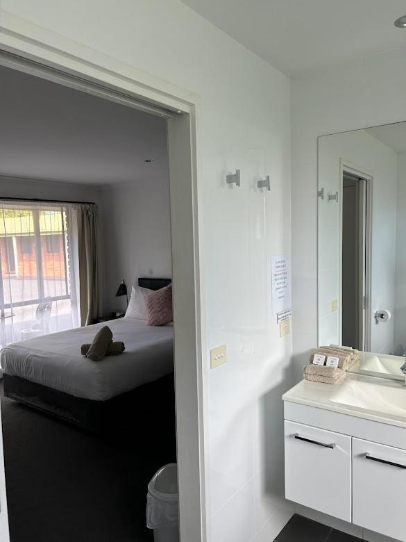 Best Western Colonial Village Motel Warrnambool Phòng bức ảnh